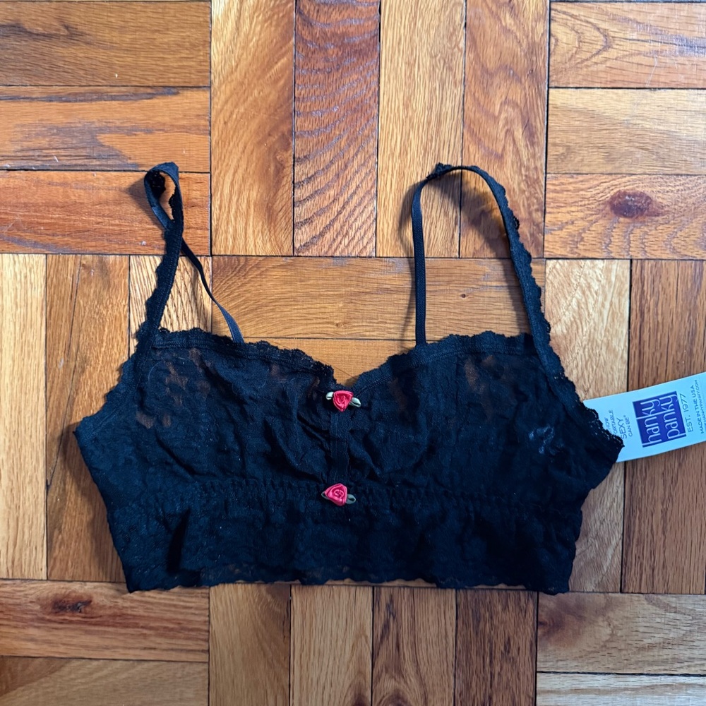 New Hanky Panky Black Lace Bralette with Red Rosettes - Picture 5 of 5